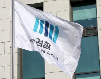 현직 검사 음주운전 또 적발…사고후 뺑소니 혐의까지｜동아일보 현직 검사 음주운전 또 적발…사고후 뺑소니 혐의까지