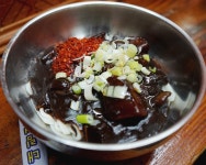 올록볼록 봉분 눈에 쏙… 사각사각 억새 귀에 쏙… 인생샷 핀 ‘달구벌피아’｜동아일보 올록볼록 봉분 눈에 쏙… 사각사각 억새 귀에 쏙... 