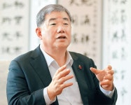 “대전 경제, 지역 기업 자본과 대덕 과학기술이 만나야 성장”｜동아일보 “대전 경제, 지역 기업 자본과 대덕 과학기술이 만나야 성장”