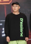 갑질 의혹 터졌다…“곡비 후려쳐, 양심 있냐” 래퍼 얌모 폭로｜동아일보 스윙스 갑질 의혹 터졌다…“곡비 후려쳐, 양심 있냐” 래퍼 얌모 폭로