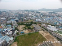 유한양행, 군포 당정동 첨단 바이오 R&D 클러스터 조성… 총 800억원 투자｜동아일보 유한양행, 군포 당정동 첨단 바이오 R&D 클러스터 조성... 