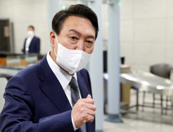 이재명 정치보복 단호히 배척..민주당, 검찰의 야비한 작태에 반발
