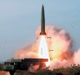 美핵항모 거리 맞춰… 北, 핵시설 있는 태천서 미사일 도발｜동아일보 美핵항모 거리 맞춰… 北, 핵시설 있는 태천서 미사일 도발