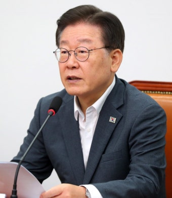 ‘대북송금 의혹’ 이재명 피의자 전환…이화영 진술없이 바로 조사할듯｜동아일보 ‘대북송금 의혹’ 이재명 피의자 전환…이화영 진술없이...