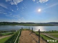 한탄강과 임진강이 만나는 협곡… 삼국이 각축전을 벌였던 연천의 가을... 만나는 협곡… 삼국이 각축전을 벌였던 연천의 가을[전승훈의 아트로드]