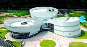 의령에 문 연 미래교육원 “놀이하듯 AI-코딩 배워요”｜동아일보 의령에 문 연 미래교육원 “놀이하듯 AI-코딩 배워요”