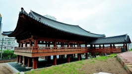 “동방 제일의 누”… 광주 ‘희경루’ 100여 년 만에 복원됐다｜동아일보 “동방 제일의 누”… 광주 ‘희경루’ 100여 년 만에 복원됐다