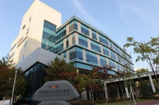 고령자 재취업 지원하고 바이오 기술 자원 나눔｜동아일보 고령자 재취업 지원하고 바이오 기술 자원 나눔