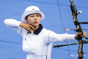 양궁 리커브 임시현-안산 결승행…금메달 ‘집안싸움’｜동아일보 양궁 리커브 임시현-안산 결승행…금메달 ‘집안싸움’