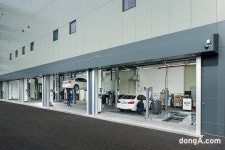 코오롱모터스, BMW 춘천 통합센터 개소｜동아일보 코오롱모터스, BMW 춘천 통합센터 개소