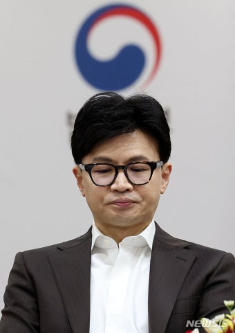 ‘與 비대위원장 추대설’ 한동훈, 공개 일정 돌연 취소｜동아일보 ‘與 비대위원장 추대설’ 한동훈, 공개 일정 돌연 취소