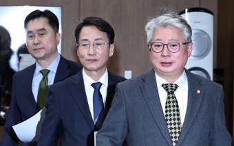 [단독]이낙연, 김종민·조응천과 비공개 회동…각개약진 뒤 신당 창당키로｜동아일보 [단독]이낙연, 김종민·조응천과 비공개 회동…각개약진 뒤...