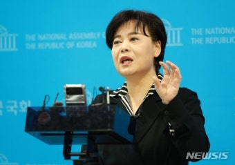 윤희숙, 서울 중·성동갑 출마 선언…“임종석 나오면 고마운 일”｜동아일보 윤희숙, 서울 중·성동갑 출마 선언…“임종석 나오면 고마운 일”