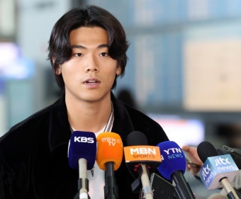 트리플A 폭격에도 외면 받는 배지환…피츠버그, 내야수 윌리엄스 콜업｜동아일보 트리플A 폭격에도 외면 받는 배지환…피츠버그, 내야수...