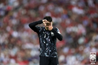 손흥민·이강인 나란히 2골…김도훈호, 싱가포르 7-0 완파｜동아일보 손흥민·이강인 나란히 2골…김도훈호, 싱가포르 7-0 완파