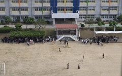 부안 남남서쪽 4㎞ 지점서 규모 4.8 지진…학생 대피소동｜동아일보 부안 남남서쪽 4㎞ 지점서 규모 4.8 지진…학생 대피소동