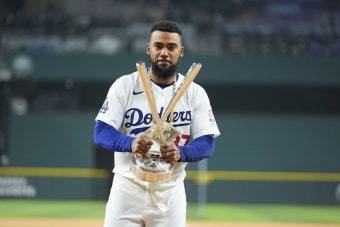 에르난데스, MLB 올스타 홈런 더비 우승…다저스 선수 최초｜동아일보 에르난데스, MLB 올스타 홈런 더비 우승…다저스 선수 최초