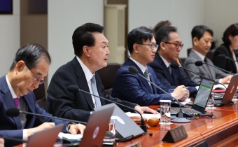 대통령실, 한동훈 쇄신 요구 등에 “외교 일정 후에 입장 표명”｜동아일보 대통령실, 한동훈 쇄신 요구 등에 “외교 일정 후에 입장 표명”