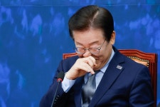 이재명, 소속 의원들에 “서초동 현장에 오지 않는 게 좋겠다”｜동아일보 이재명, 소속 의원들에 “서초동 현장에 오지 않는 게 좋겠다”