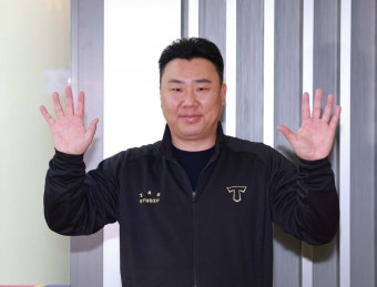 ‘2연패 본격 시동’ KIA 이범호 감독 “지난해 퍼포먼스 또 보여주겠다”｜동아일보 ‘2연패 본격 시동’ KIA 이범호 감독 “지난해...