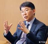 [데스크가 만난 사람]“화장실 리모델링 못하는 대학… 등록금 차이에... 사람]“화장실 리모델링 못하는 대학… 등록금 차이에 교환학생 교류도... 