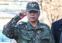 수방사 경비단장 “사령관이 국회서 의원들 끌어내라 지시”｜동아일보 수방사 경비단장 “사령관이 국회서 의원들 끌어내라 지시”