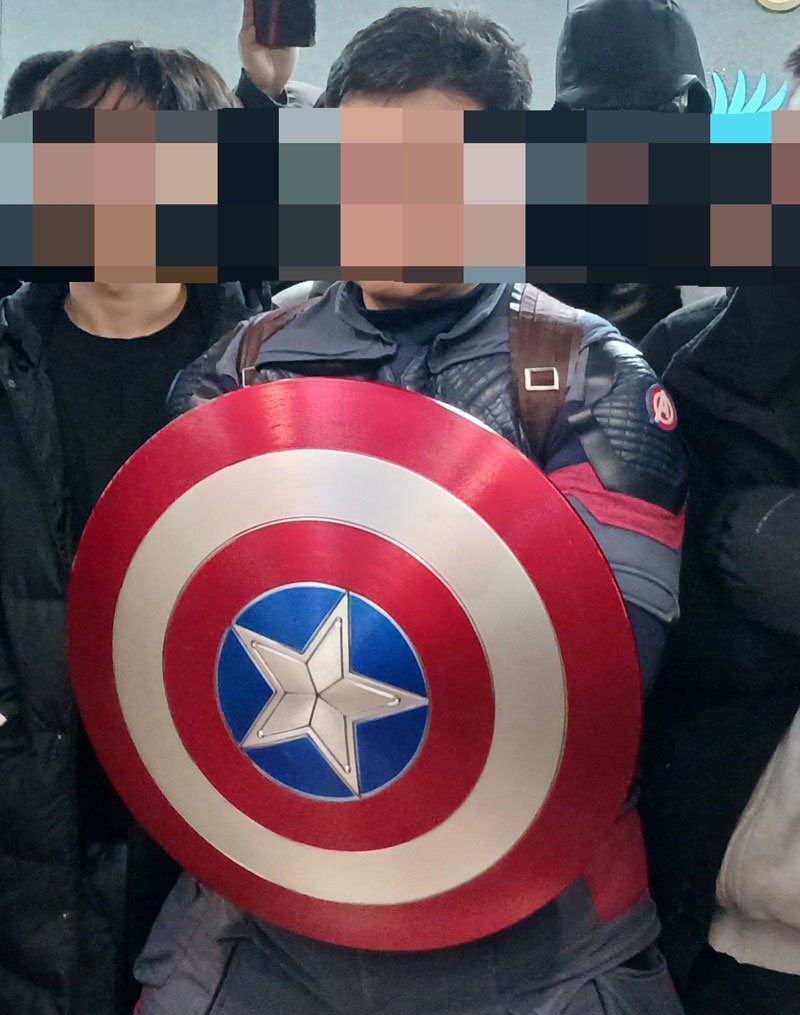 캡틴 아메리카 복장으로 중국 대사관·경찰서 난입 시도한 안병희, 형사 처벌 기대