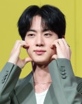 BTS 진, 美 ‘지미 팰런쇼’ 뜬다…신보 타이틀곡 무대 예고｜동아일보 BTS 진, 美 ‘지미 팰런쇼’ 뜬다…신보 타이틀곡 무대 예고