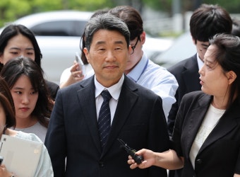 이주호, 내란특검 조사 5시간만 귀가…“참고인 조사 성실히 임해”｜동아일보 이주호, 내란특검 조사 5시간만 귀가…“참고인 조사 성실히 임해”