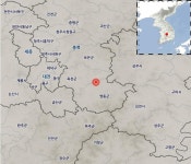 충북 옥천서 규모 3.1 지진…전북 무주서 “집이 흔들린다” 유감신고｜동아일보 충북 옥천서 규모 3.1 지진…전북 무주서 “집이 흔들린다”... 