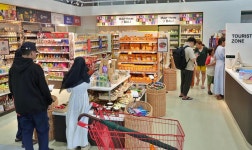 [프리미엄뷰]롯데마트 발리점 매출 대박 터졌다… 도소매 전략으로 고객 수 3배 급증｜동아일보 [프리미엄뷰]롯데마트 발리점 매출 대박 터졌다... 