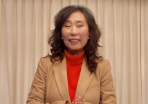 “詩를 읊을 때의 그 따스함… 우리는 다시 사람다워지죠”｜동아일보 “詩를 읊을 때의 그 따스함… 우리는 다시 사람다워지죠”