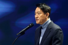 오세훈 “정부, 시장 이기지 못해…정공법은 주택공급 확대”｜동아일보 오세훈 “정부, 시장 이기지 못해…정공법은 주택공급 확대”
