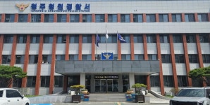 청주 차량등록 대행업자 사기 의혹…추가 피해 잇따라｜동아일보 청주 차량등록 대행업자 사기 의혹…추가 피해 잇따라