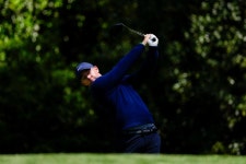 ‘디펜딩 챔피언’ 매킬로이, 마스터스 1R 공동 선두…김시우 48위｜동아일보 ‘디펜딩 챔피언’ 매킬로이, 마스터스 1R 공동 선두…김시우... 