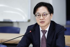정부 “석유 최고가격제 최대한 이른 시일 내 종료”｜동아일보 정부 “석유 최고가격제 최대한 이른 시일 내 종료”
