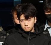 “장윤기 증거 인멸” 경찰 수사팀장 긴급체포-팀원 4명도 조사｜동아일보 “장윤기 증거 인멸” 경찰 수사팀장 긴급체포-팀원 4명도 조사