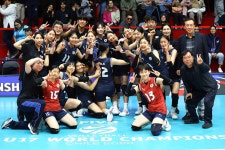 U17 여자배구, 세계선수권서 대만 3-1 제압…2연승으로 조 1위｜동아일보 U17 여자배구, 세계선수권서 대만 3-1 제압…2연승으로 조 1위