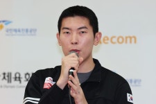 펜싱 남자 플뢰레 윤정현·이광현, 조별예선 전승으로 16강 직행｜동아일보 펜싱 남자 플뢰레 윤정현·이광현, 조별예선 전승으로 16강 직행