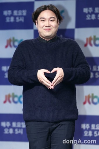 ‘싱포유’ 유재환 “이경규-박명수식 개그 탓 문희준에 혼나” : 스포츠동아 ‘싱포유’ 유재환 “이경규-박명수식 개그 탓 문희준에 혼나”