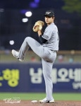 ‘KBO리그 국내투수 최고 구속’ 시속 160㎞ 넘긴 한화 문동주｜스포츠동아 ‘KBO리그 국내투수 최고 구속’ 시속 160㎞ 넘긴 한화 문동주