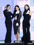 오드아이써클, 에어 포스 원 포즈 [포토]｜스포츠동아 오드아이써클, 에어 포스 원 포즈 [포토]