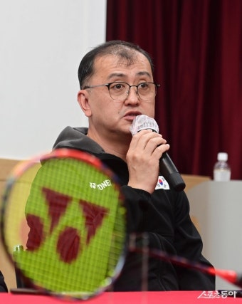 김학균 배드민턴대표팀 감독 “선수, 코치로서 우승했던 코리아오픈…감독으로도 정상 오르고 파”｜스포츠동아 김학균 배드민턴대표팀 감독...