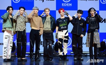 데뷔 올아워즈 ‘풋풋한 매력~’ [포토]｜스포츠동아 데뷔 올아워즈 ‘풋풋한 매력~’ [포토]