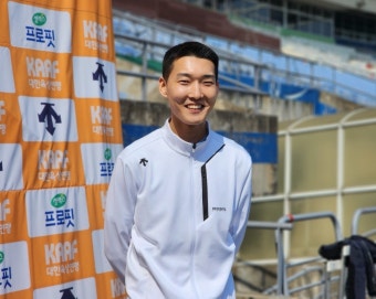 ‘스마일 점퍼’ 우상혁 “올림픽 메달, 무조건 땁니다. 꼭 가져올게요”｜동아일보 ‘스마일 점퍼’ 우상혁 “올림픽 메달, 무조건 땁니다. 꼭...