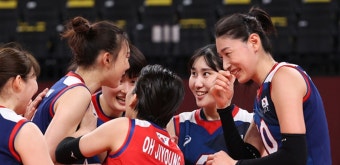 [속보] 여자 배구, 한일전서 풀세트 끝 짜릿한 승리…8강 진출 | SNSFeed 제휴콘텐츠 제공 '실시간 핫이슈' [속보] 여자 배구, 한일전서 풀세트...