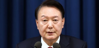 법원, '내란 혐의' 윤대통령 체포영장 발부…현직 처음 | 디스패치 | 뉴스는 팩트다! 법원, '내란 혐의' 윤대통령 체포영장 발부…현직 처음