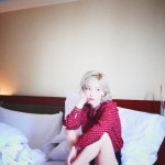 오늘은, 분위기 요정…태연, 침대 셀카 공개 | 디스패치 | 뉴스는 팩트다! 오늘은, 분위기 요정…태연, 침대 셀카 공개