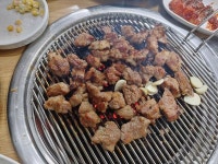 오래간만에 돼지갈비 실컷 먹었네요 - DVDPrime