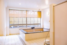 지방 소멸 속, 새 숨결을 찾는 일본의 폐교